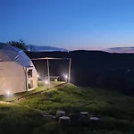Mecsek Szíve Glamping Campo de lujo